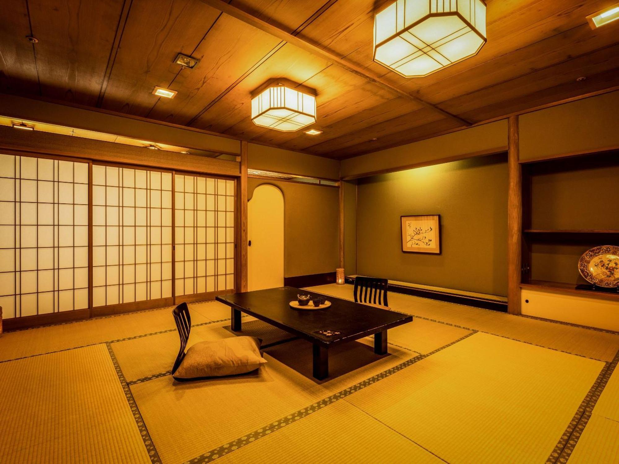Ooedo Onsen Monogatari Miyoshiya เรียวกัง 3*