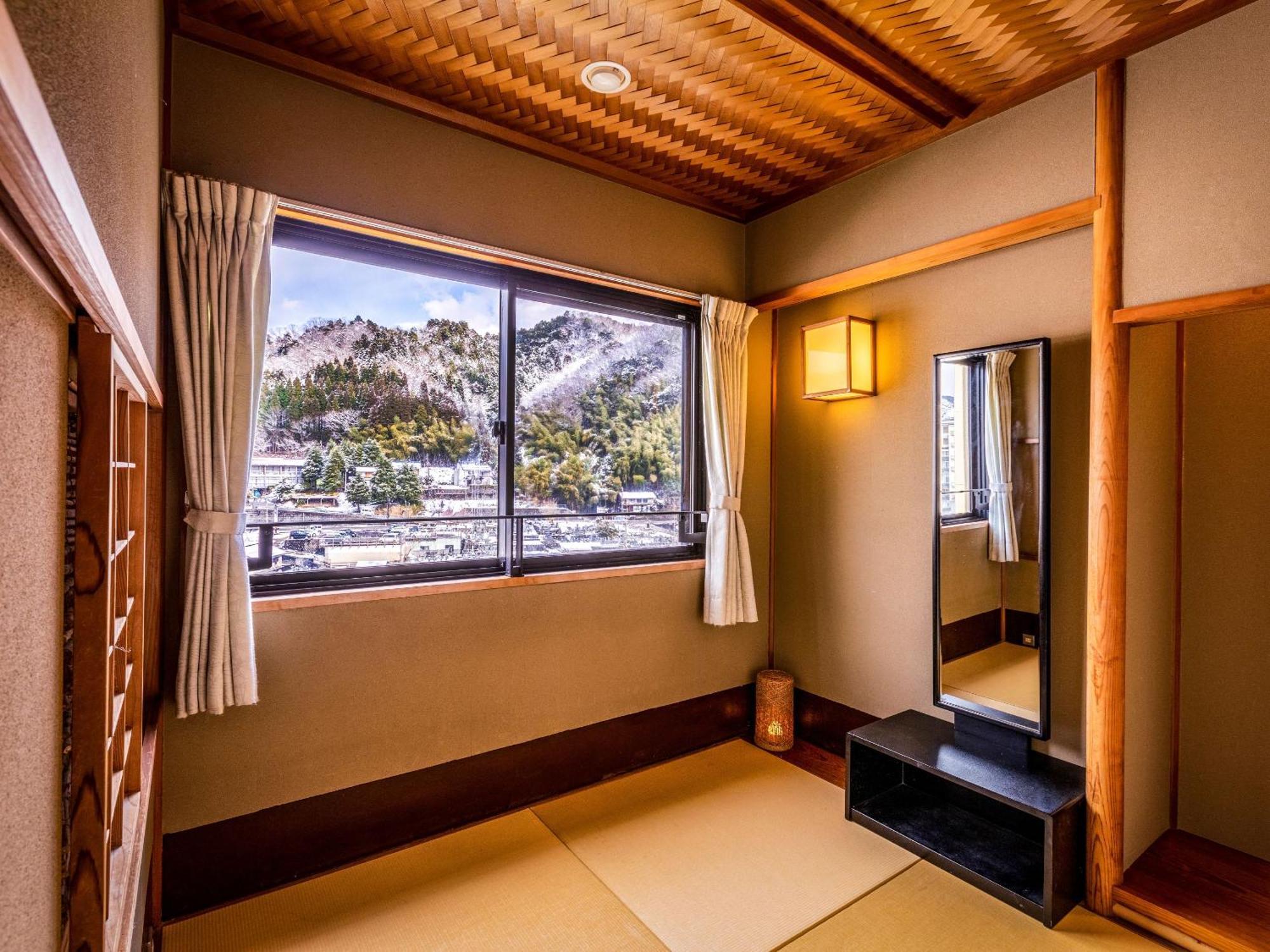 Ooedo Onsen Monogatari Miyoshiya เรียวกัง